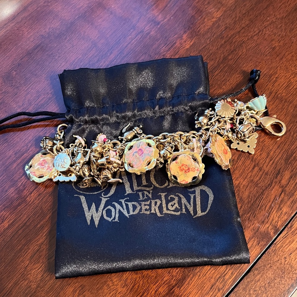 Disney x Tom Binns Alice in Wonderland Tea Party Charm Bracelet - Picture 1 of 10